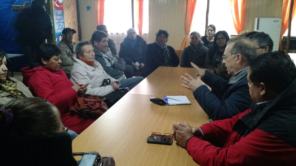 Vecinos de Los Lagos siguen sin luz a dos años de convenio de electrificación  rural