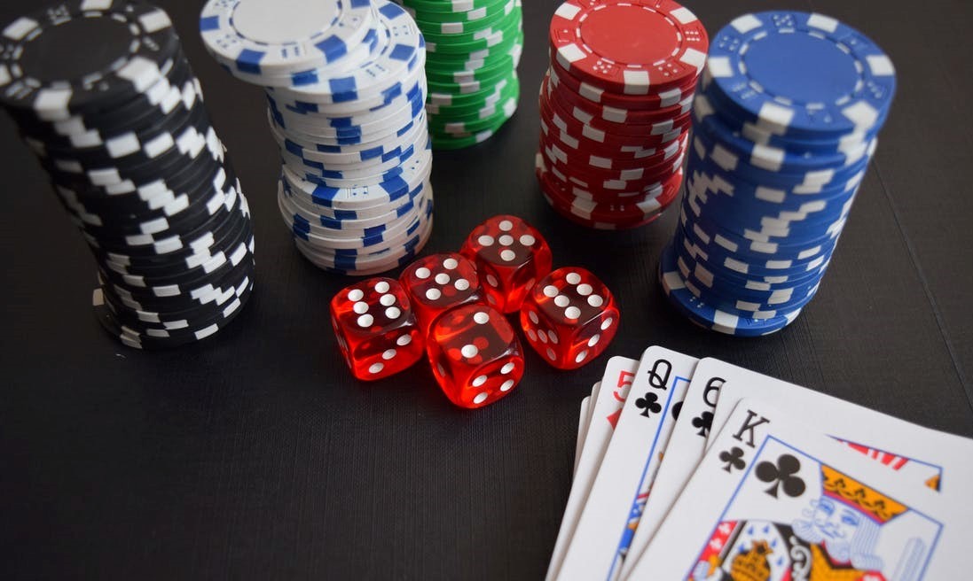 La historia del póquer, uno de los juegos de azar más elegidos 