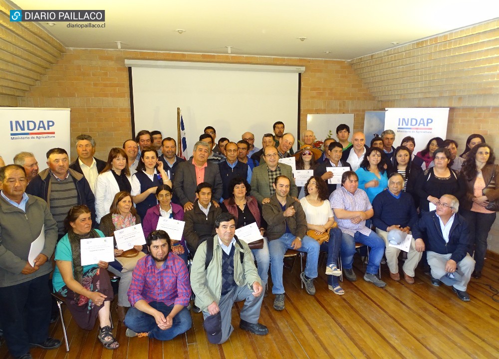 INDAP certificó a 55 apicultores de Los Ríos