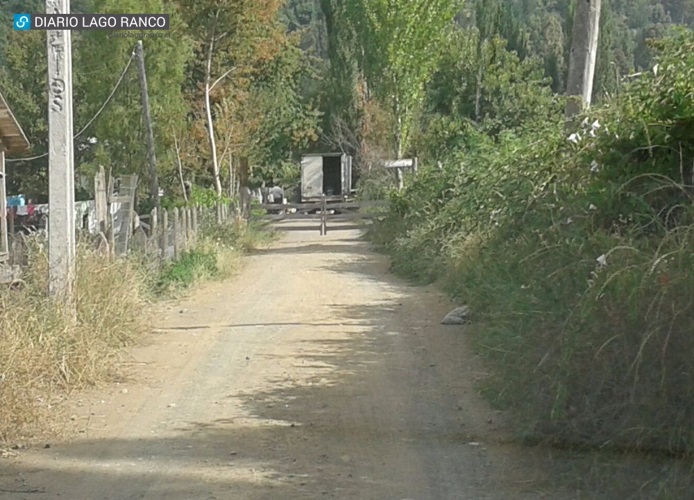 Habitantes de "Tringlo A" denuncian: "Estamos encerrados por un vecino"