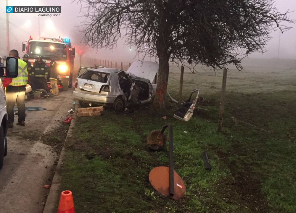 Un fallecido y dos lesionados deja accidente de tránsito en Antilhue