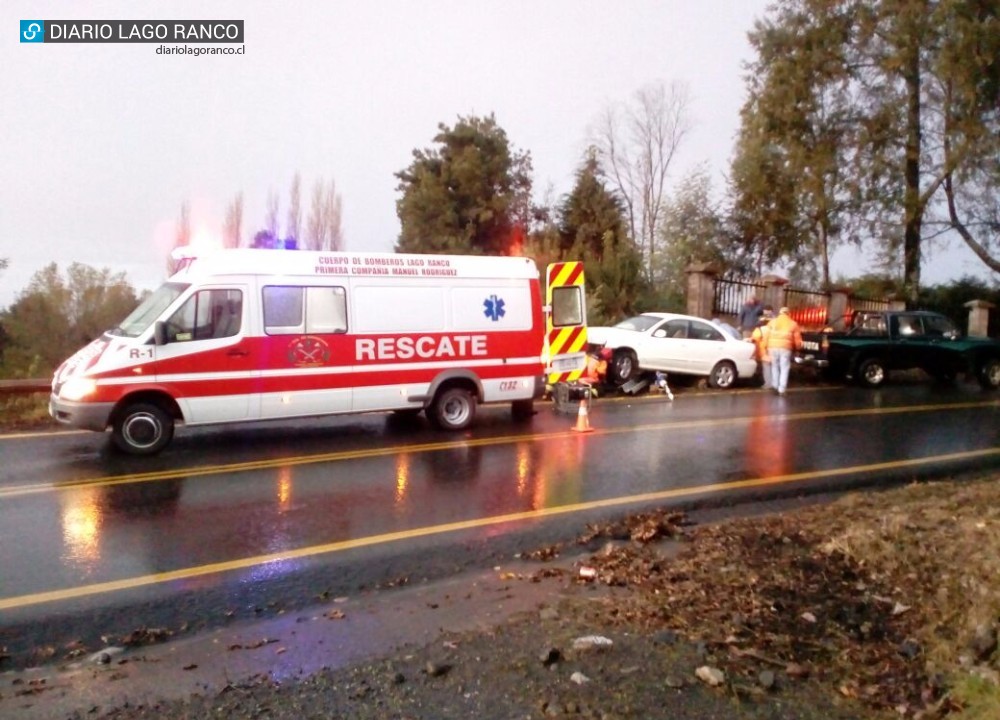 Conductor perdió el control en puente Iculpe de Lago Ranco