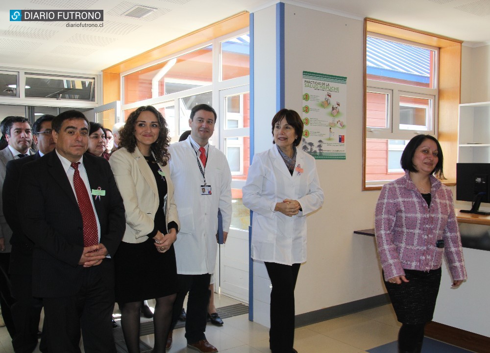 Ministra de Salud encabezó la inauguración del Cesfam de Futrono