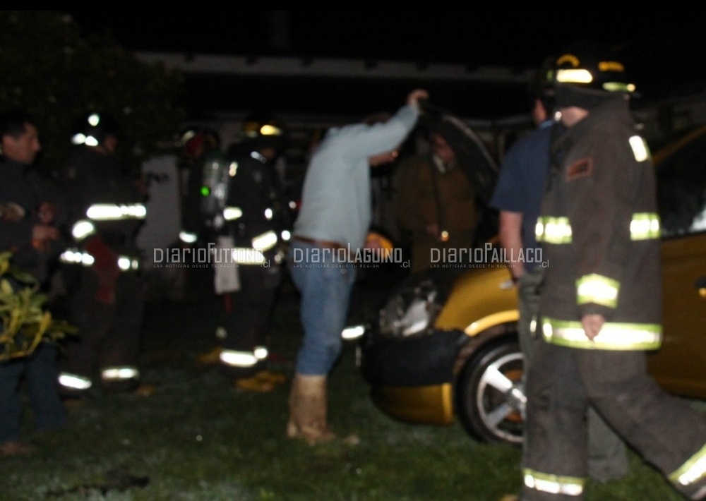 Futrono: incendio afectó a automóvil que fue chocado en agosto