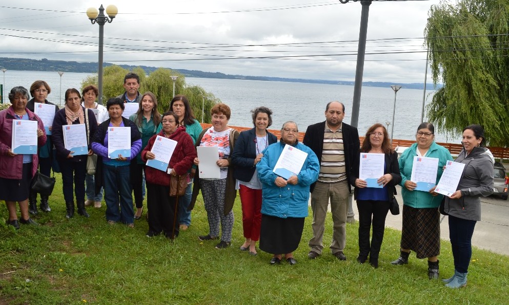 15 familias de Ignao recibieron subsidio para mejoramiento de sus viviendas