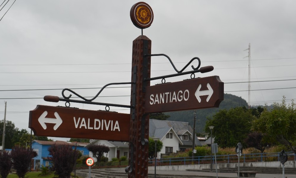 Lago Ranco cuenta con 79 nuevas señaléticas urbanas y turísticas