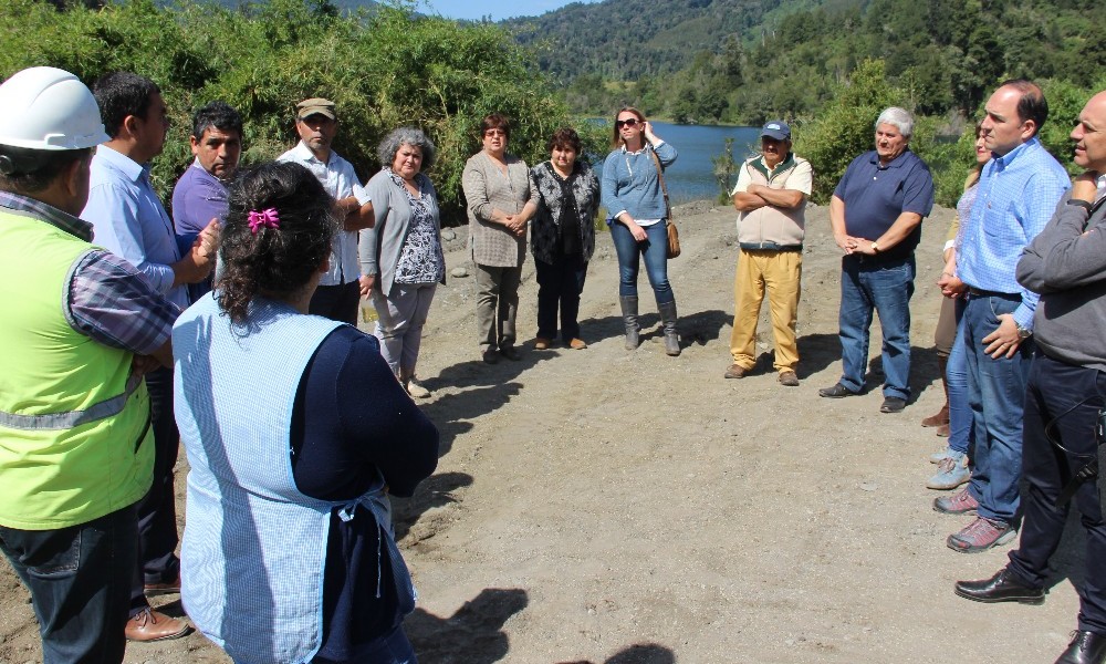 Intendente Asenjo se reunió con alcaldes y emprendedores de Lago Ranco y Futrono