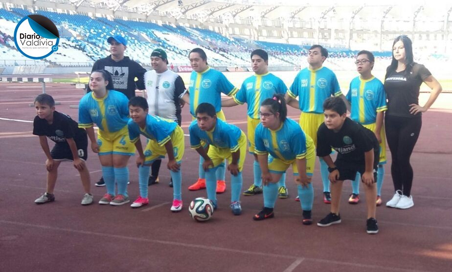Escuela Soccer Down Valdivia cumplió su sueño y debuta hoy en nacional de Antofagasta