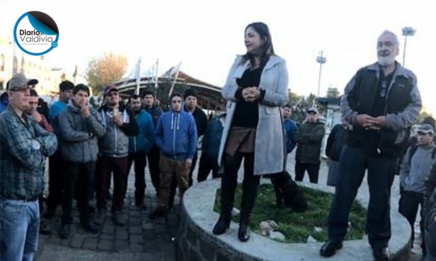 Los entretelones del acuerdo entre autoridades regionales y pescadores de Valdivia