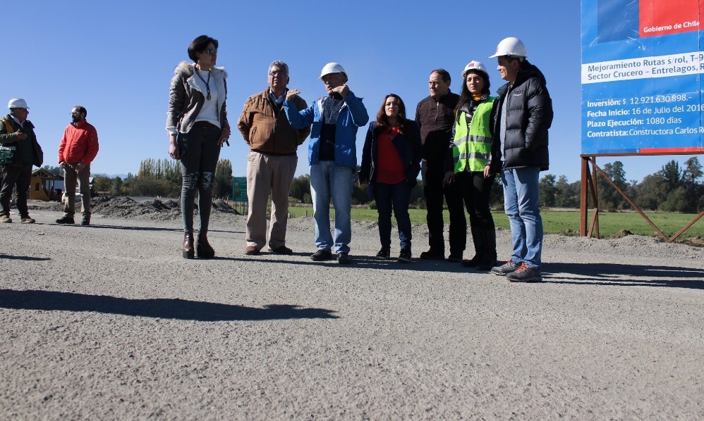 Ruta Crucero-Entrelagos ya cuenta con 10 kilómetros asfaltados