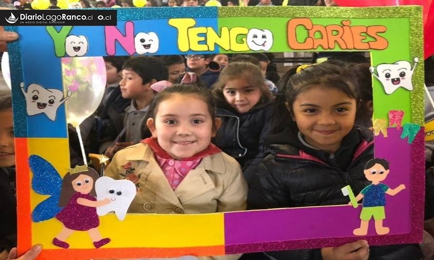 En Lago Ranco se realizó XII Mundo de sonrisas del Módulo Dental de JUNAEB