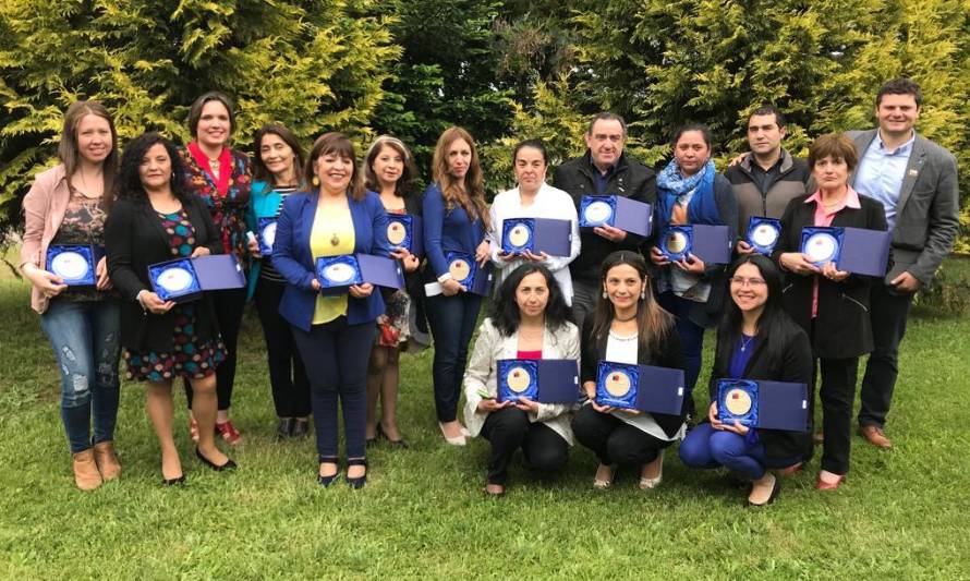 Mineduc reconoció labor de Red de Maestro de Maestros del Ranco