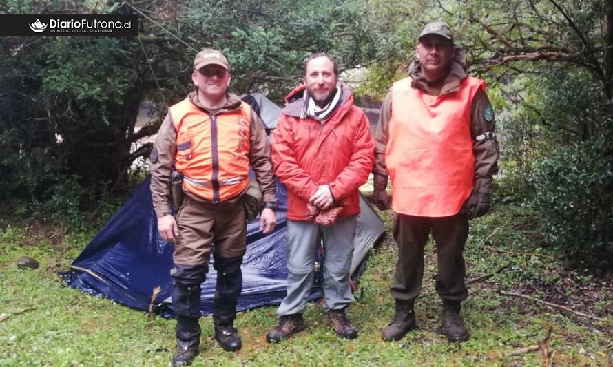 Carabineros encontró a turista extraviado desde anoche en cordillera de Futrono