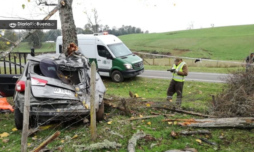 Violento accidente en Río Bueno deja dos fallecidos