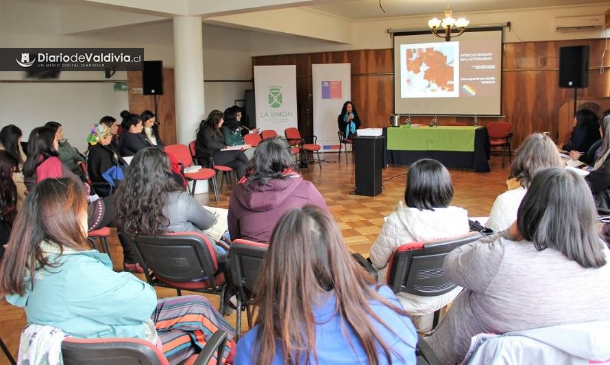 Junji Los Ríos realizó seminarios de Educación Inicial Intercultural en jardines infantiles