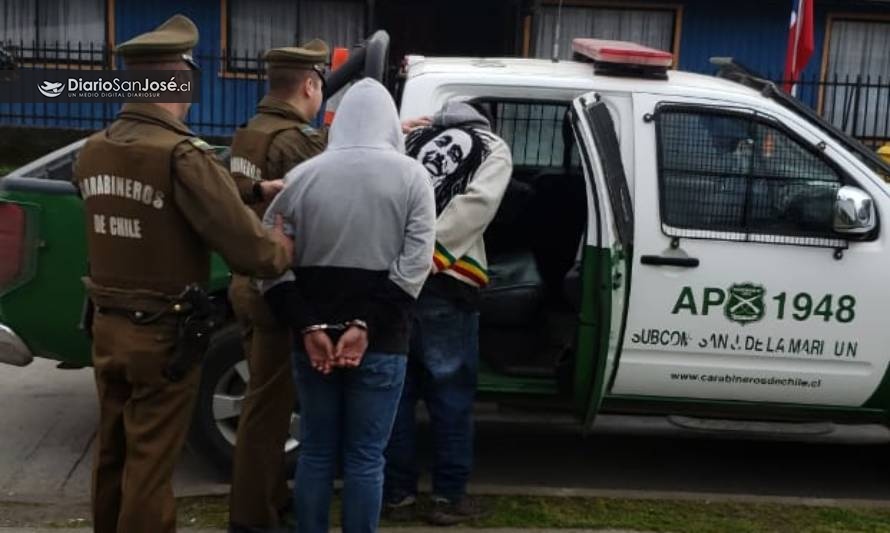 Carabineros detuvo a 2 delincuentes que asaltaron servicentro de San José de la Mariquina