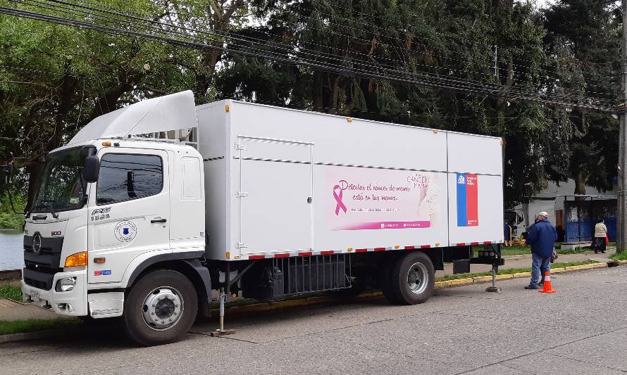 Más de 1.200 usuarias se examinan con el mamógrafo móvil en Los Ríos