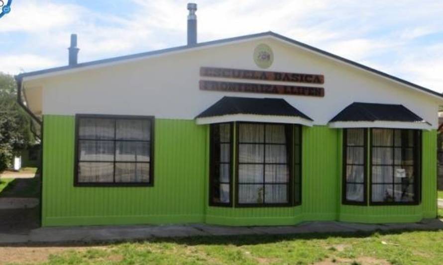 Mineduc mejorará infraestructura en 9 establecimientos educacionales de Los Ríos