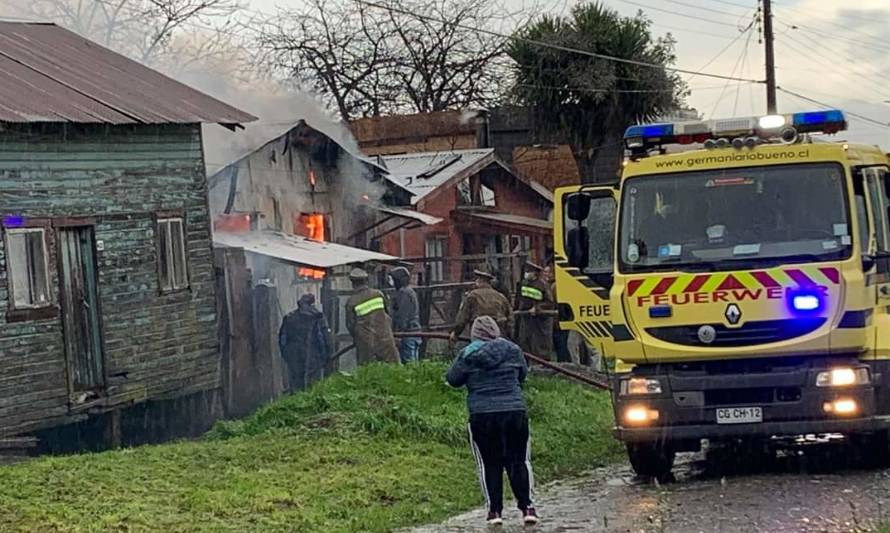 Río Bueno: Alarma por incendio en casa habitación