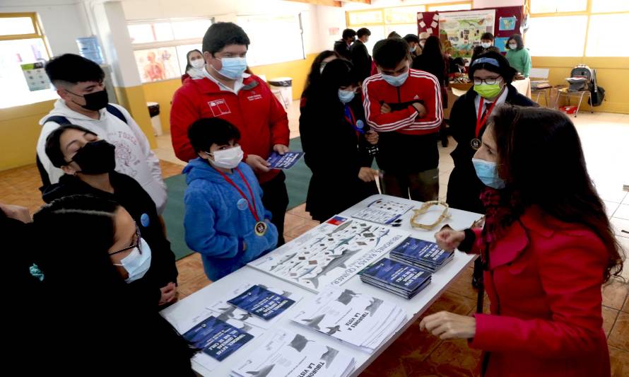 Estudiantes de Máfil aprendieron sobre tiburones presentes en nuestro mar gracias al Fondo de Fortalecimiento