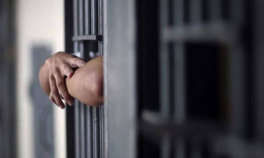 Imputado por homicidio quedará detenido en complejo penitenciario de Valdivia