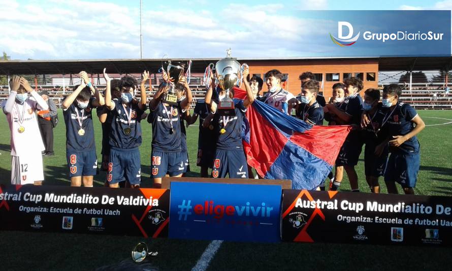 La copa de oro del Austral Cup fue para un "león"