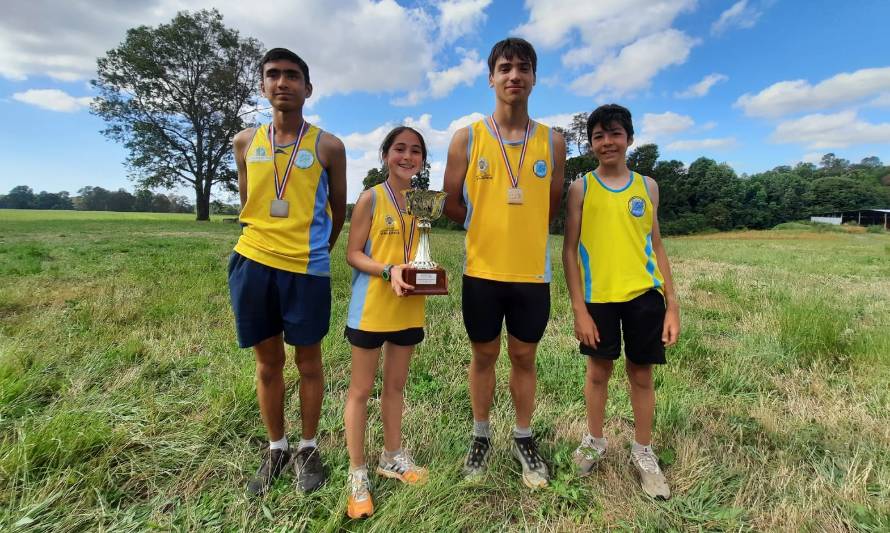 Atletas valdivianos lograron podios en el Nacional Cross Country