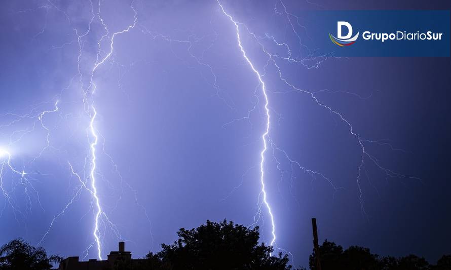 Amplían Alerta Temprana Preventiva para Los Ríos por tormentas eléctricas