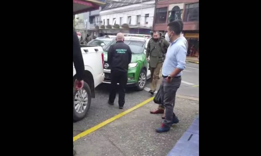 Reportan detención ciudadana en pleno centro de Valdivia