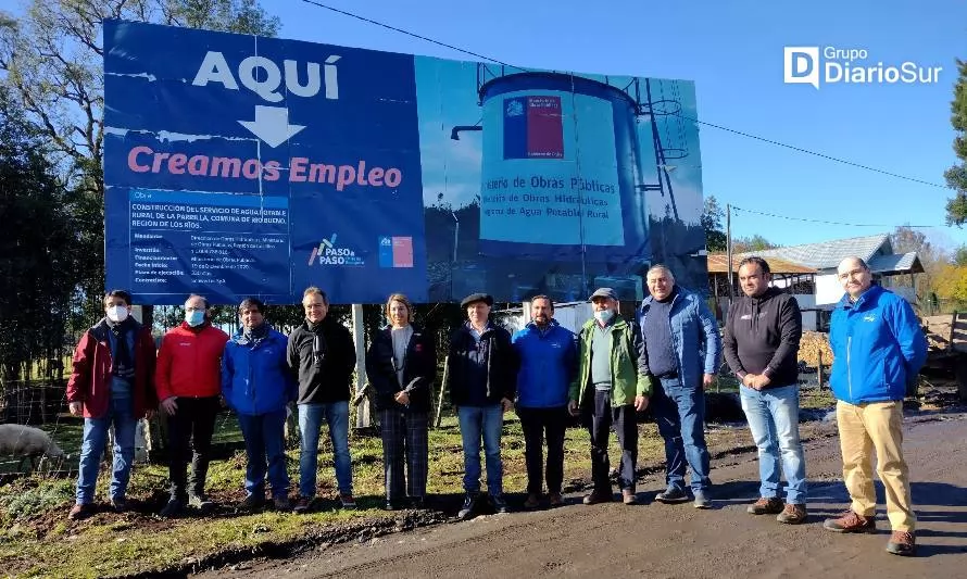 Familias del sector La Parrilla en Río Bueno celebraron llegada del agua potable a sus hogares
