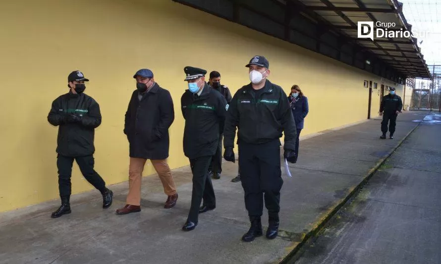 Seremi de Justicia conoció la labor de reinserción de la cárcel de Valdivia
