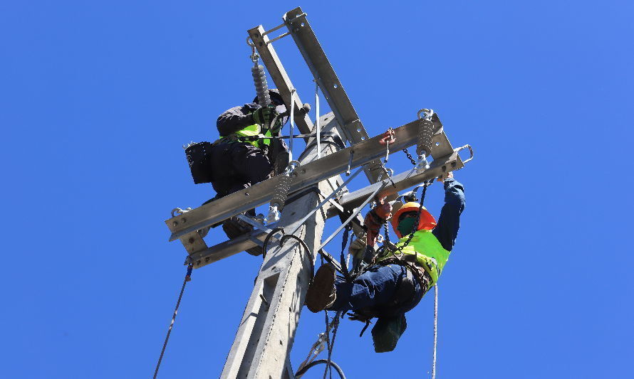 Avisan suspensión de energía eléctrica para sector de Lago Ranco