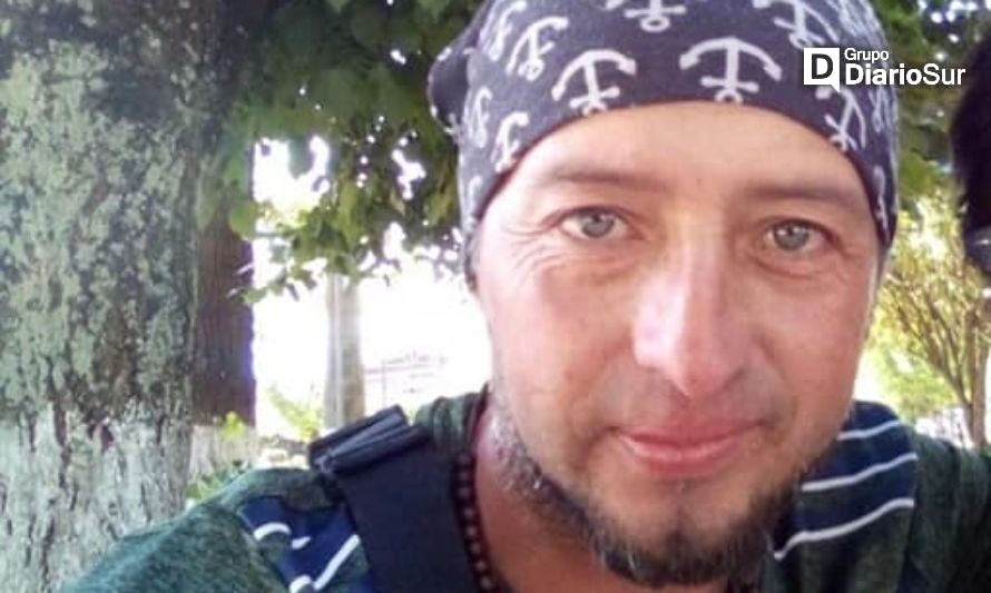 Claudio Alvarado Solís (42) fue encontrado sin vida esta mañana. Crédito: Feria de las Pulgas Paillaco en Facebook.