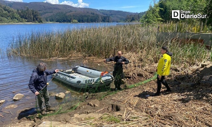 Sernapesca incautó red de pesca que se encontraba calada en el Humedal Angachilla