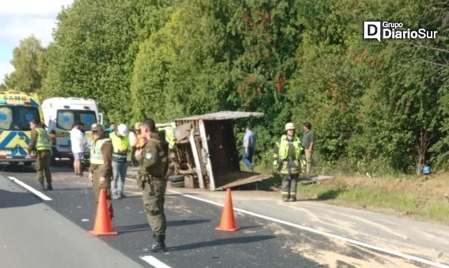 Adulto mayor falleció en colisión por alcance en la Ruta 5 Sur 