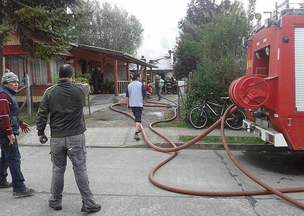 Incendio afectó parte de una vivienda en Lago Ranco	