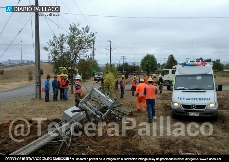 Trabajador cayó junto a un poste de luz a un costado del paso sobre nivel Socoepa