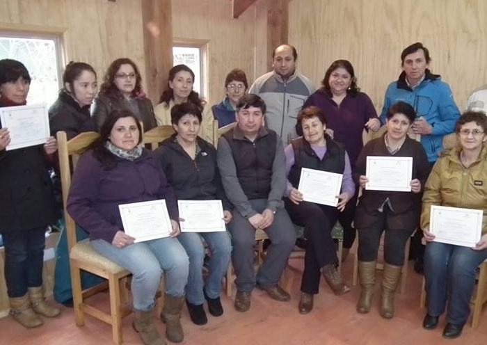 Mujeres de la comuna siguen capacitándose gracias al programa Gente Activa