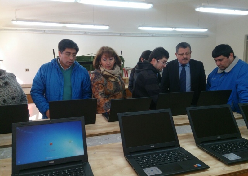 Especialidad Terminaciones de Construcción de Liceo Rural Llifén comienza a recibir equipamiento gracias a Mineduc