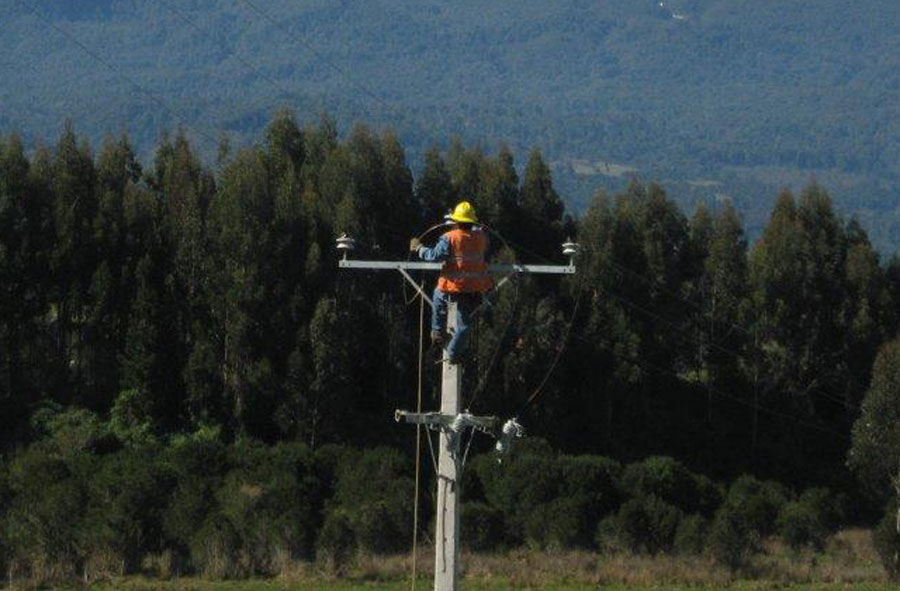 Corte de energía afecta a sectores de Paillaco, Lago Ranco y Futrono