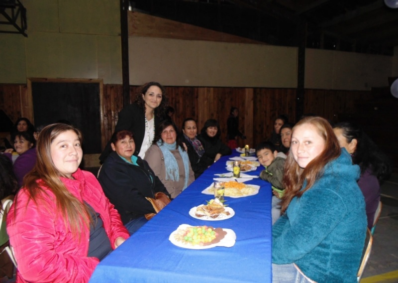 Exitoso Café Concert realizó el colegio José Manuel Balmaceda en Futrono