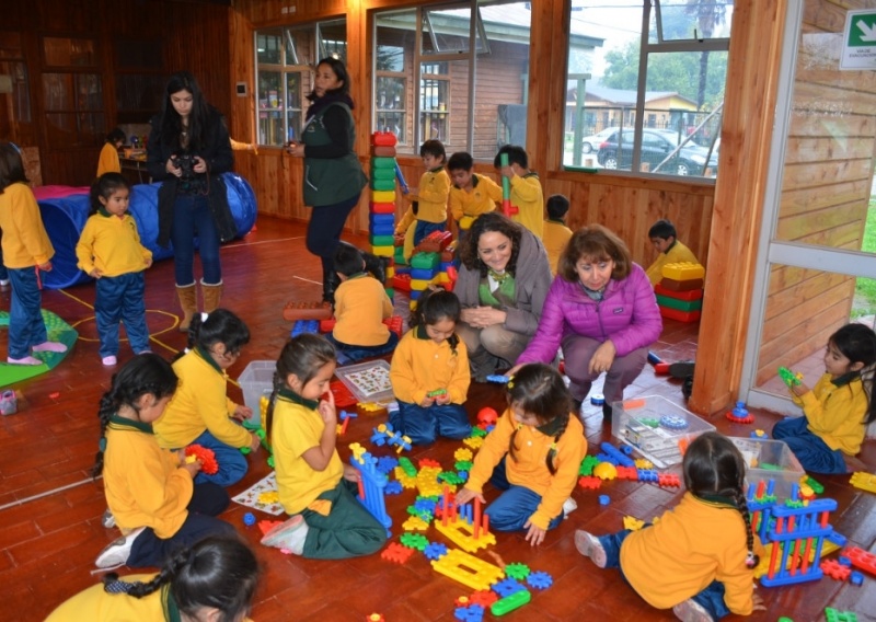 Escuela Los Pumitas de Futrono fue beneficiada con proyecto “Patio de Juegos” del Mineduc