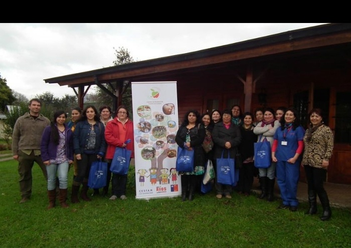 Seis locales de comida de la comuna se capacitan en manipulación de alimentos