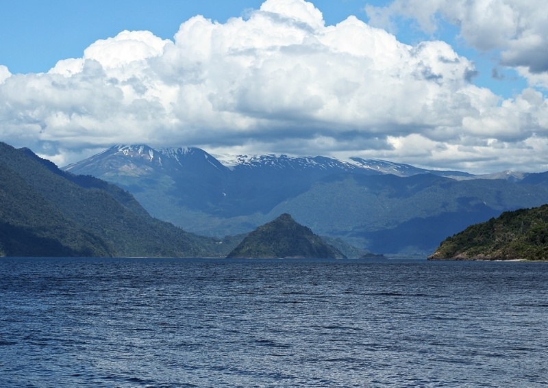 Invitan a participar de Campeonato de Pesca en el lago Riñihue