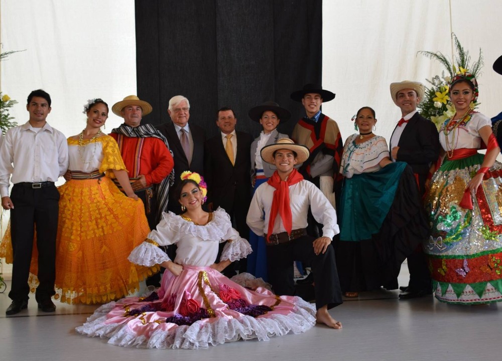 Reconocimientos marcaron los festejos del aniversario 75° de Lago Ranco