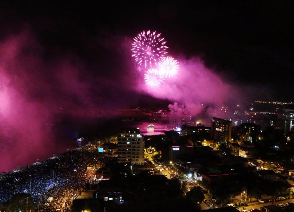 Exitosa Noche Valdiviana cerró el Programa de Verano 2016 en la capital regional