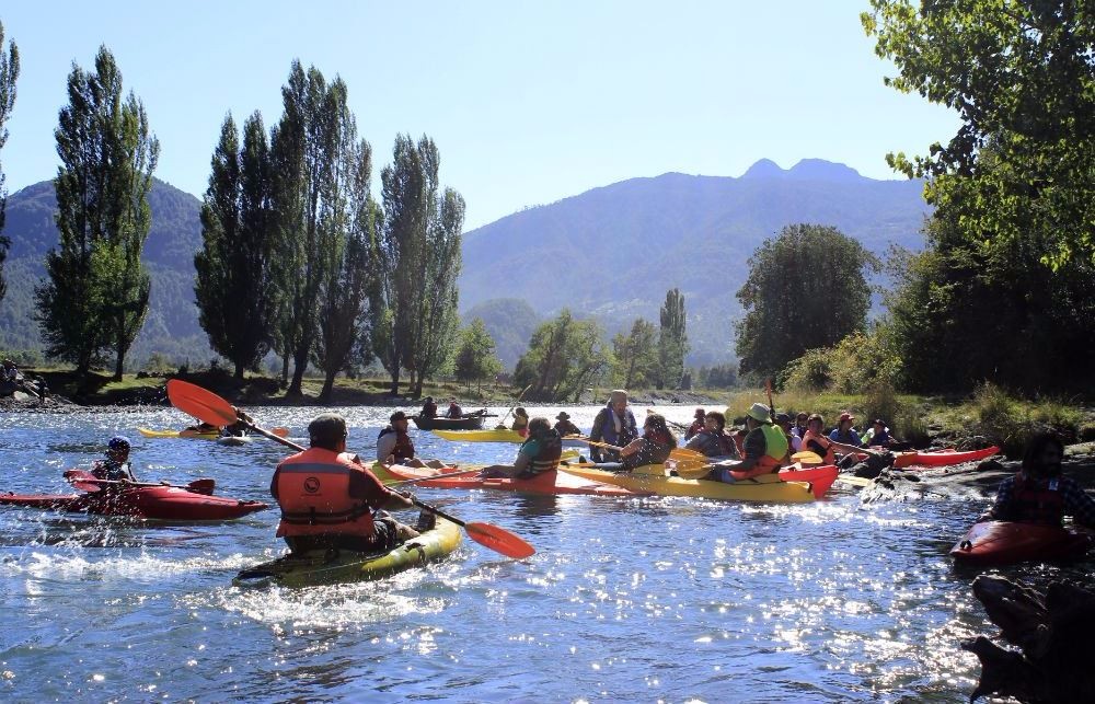 En Panguipulli realizarán dos días de navegación ancestral en lago Neltume