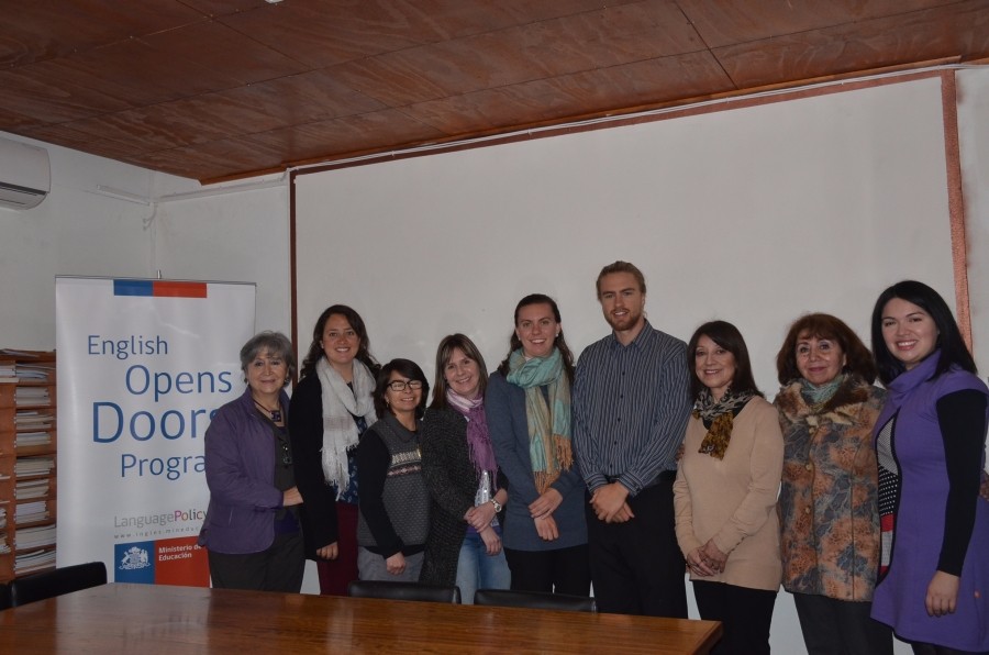 Voluntarios extranjeros apoyarán enseñanza del inglés en Los Ríos