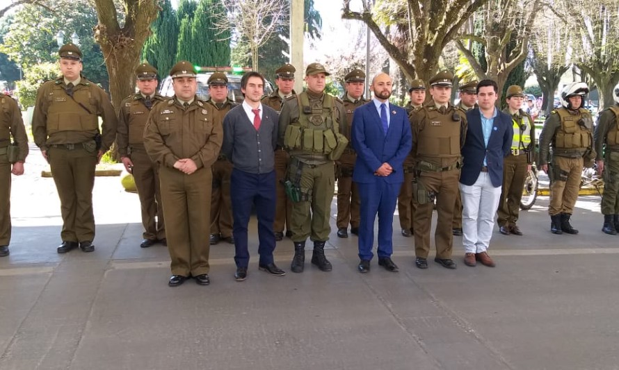 Gobernador Alonso Pérez de Arce encabezó cambio de turno de Carabineros de la Tercera Comisaria de La Unión