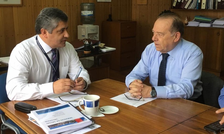 Berger (RN) se reunió en primer encuentro protocolar con el director del Servicio de Salud Valdivia  